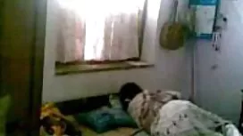 裸体在沙滩上，私人枪击（84）