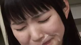 金发女郎剥夺了自己的童贞