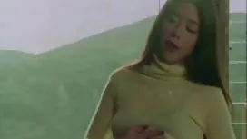 bolshezhopaya年轻女孩（18岁）