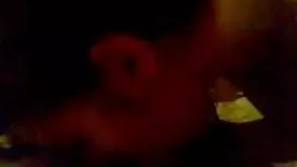 成熟的俄罗斯阿姨给猫舔