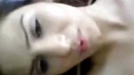 他妈的年轻（18岁）在厨房里
