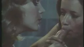 妈妈分散了口交！
