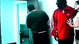 带领奶奶给了