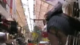 泰国Ladyboy有夹克！
