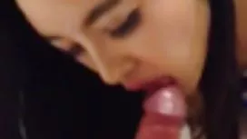 热妈妈在办公室里