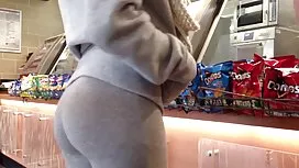 萝拉泰勒