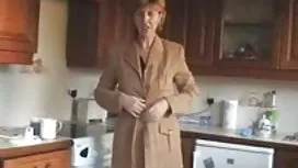 海伦娜甜美和金发碧眼的猫在同性恋性行为